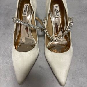 Badgley mischka  jewelled shoes